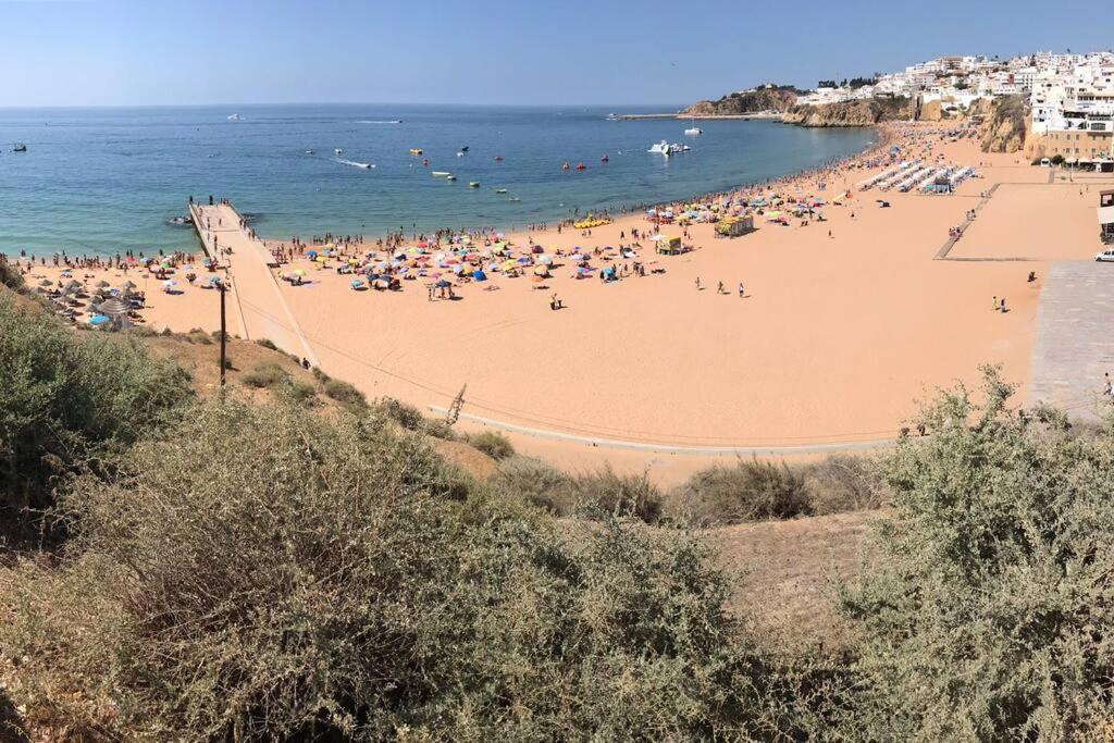 Alexa Apartment T2, Albufeira Center Two Bedrooms Self Check-In Екстериор снимка